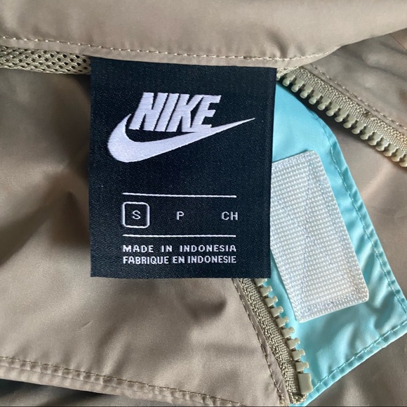Nike sportswear jacket windbreaker blue small - Picture 4 of 8